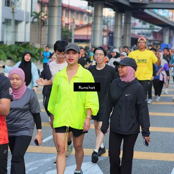 Runner Photo 5030055
