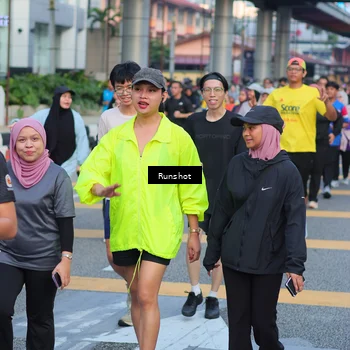 Runner Photo 5030062