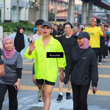 Runner Photo 5030067