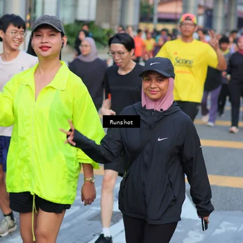 Runner Photo 5030073