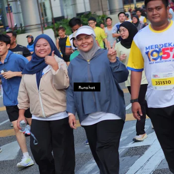 Runner Photo 5030081