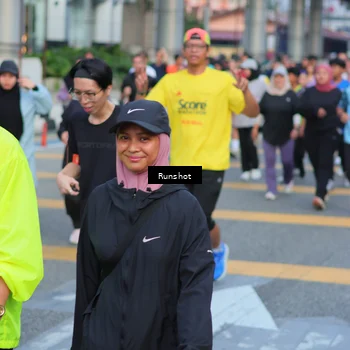Runner Photo 5030082