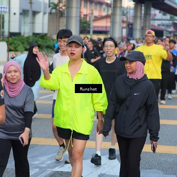 Runner Photo 5030085