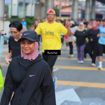 Runner Photo 5030088
