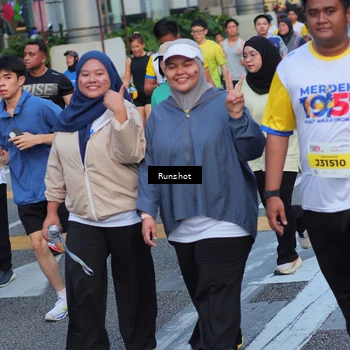 Runner Photo 5030096