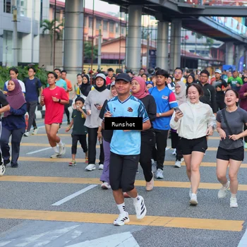 Runner Photo 5030101