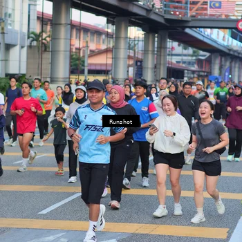 Runner Photo 5030103