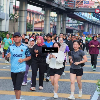 Runner Photo 5030105