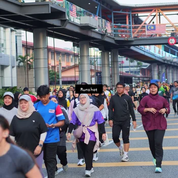 Runner Photo 5030115