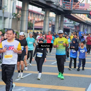 Runner Photo 5030159