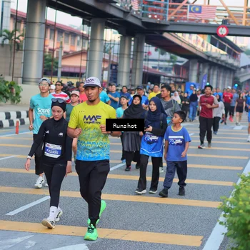 Runner Photo 5030166