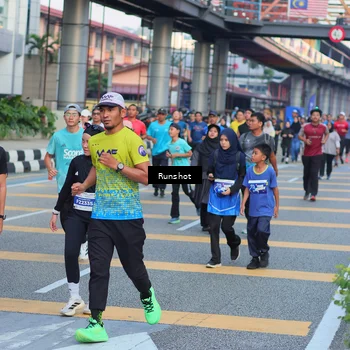 Runner Photo 5030169