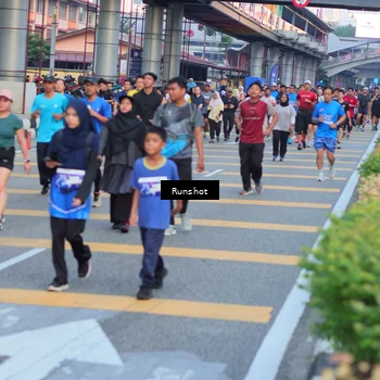 Runner Photo 5030184