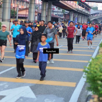 Runner Photo 5030185