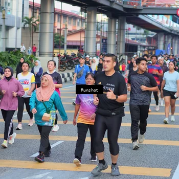 Runner Photo 5030199
