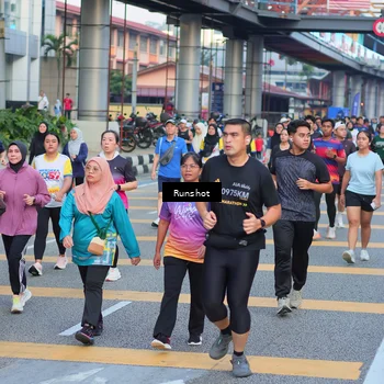 Runner Photo 5030202