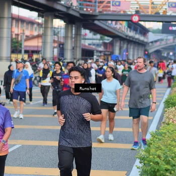 Runner Photo 5030218