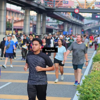 Runner Photo 5030223