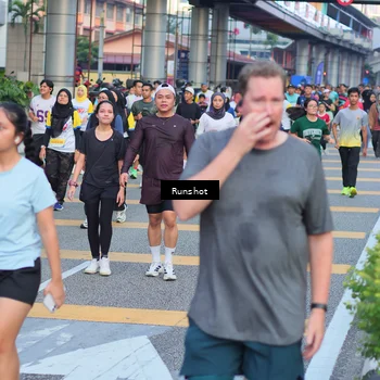 Runner Photo 5030243