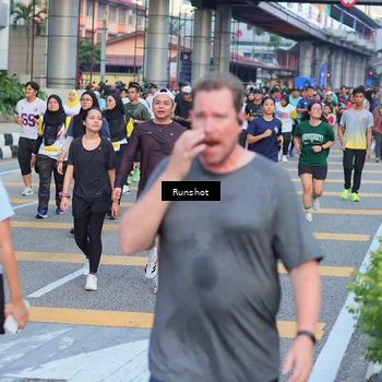Runner Photo 5030246