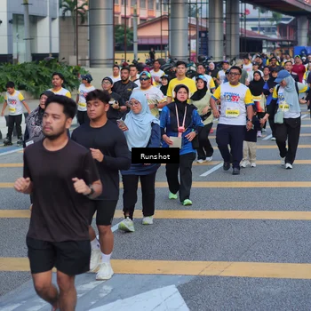 Runner Photo 5030255