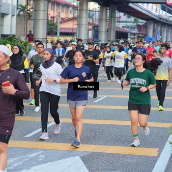 Runner Photo 5030271