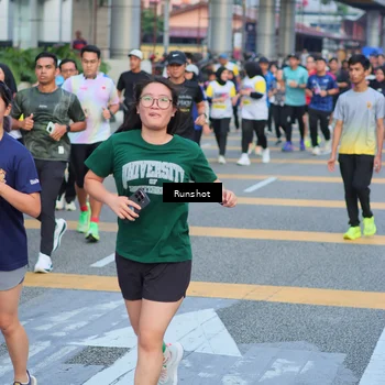 Runner Photo 5030275