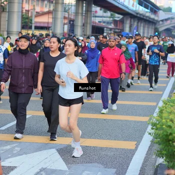 Runner Photo 5030320