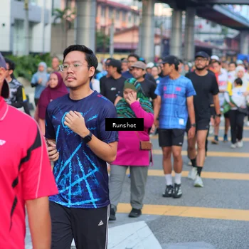 Runner Photo 5030342