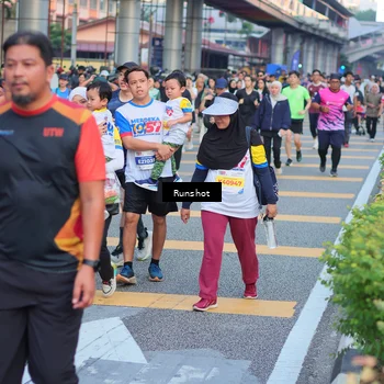 Runner Photo 5030360