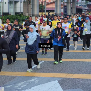 Runner Photo 5030365