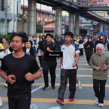 Runner Photo 5030405