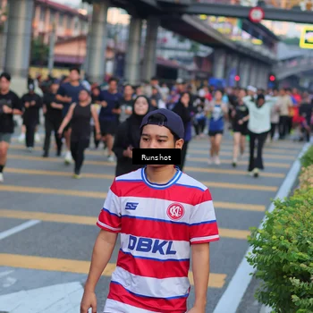 Runner Photo 5030415