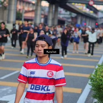 Runner Photo 5030419