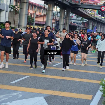 Runner Photo 5030423