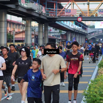 Runner Photo 5030501