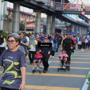 Runner Photo 5030530