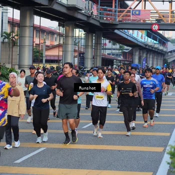 Runner Photo 5030600