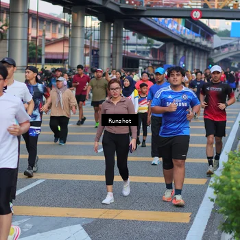 Runner Photo 5030640