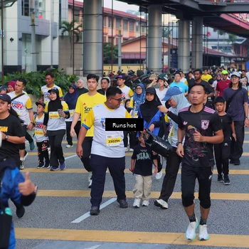 Runner Photo 5030643