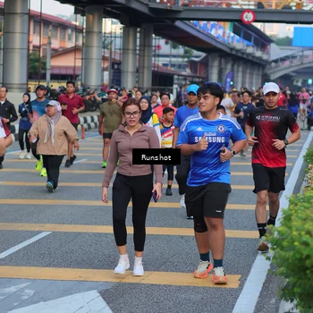 Runner Photo 5030647