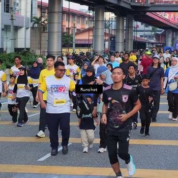 Runner Photo 5030655