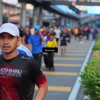 Runner Photo 5030675
