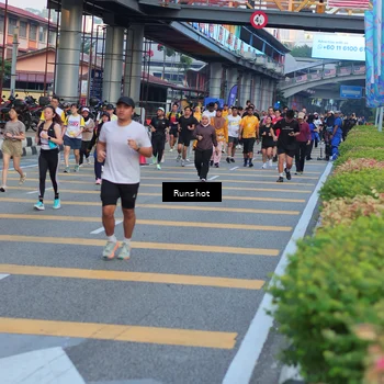 Runner Photo 5030685