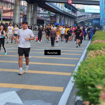 Runner Photo 5030690