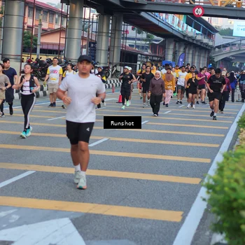 Runner Photo 5030692