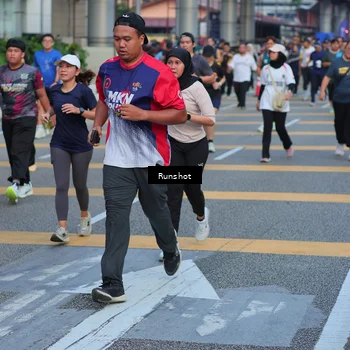Runner Photo 5030810