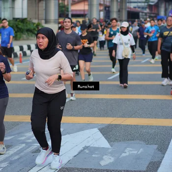 Runner Photo 5030824