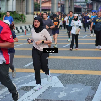 Runner Photo 5030833