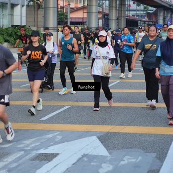 Runner Photo 5030835